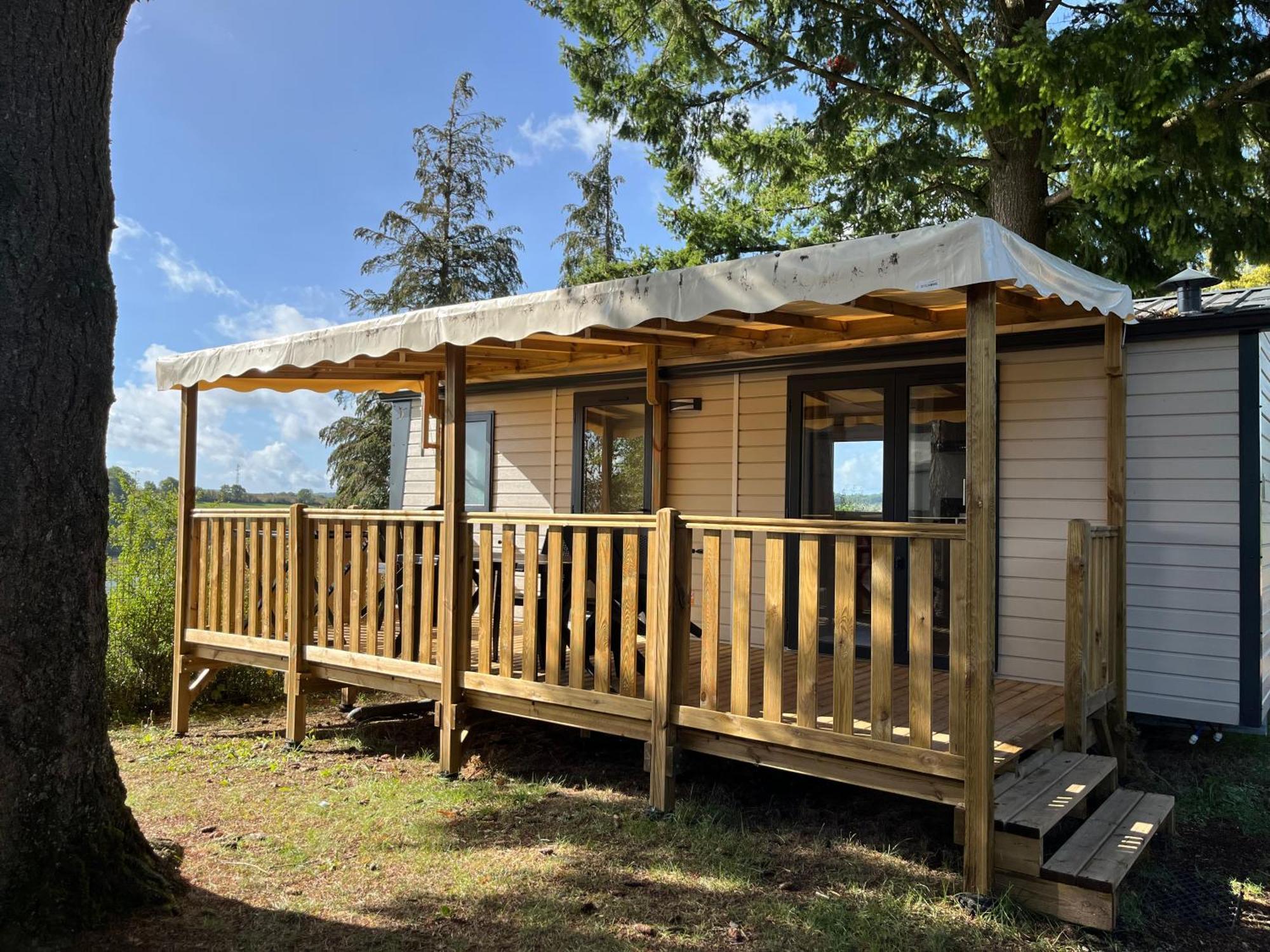 ホテル Camping De La Liez Peigney エクステリア 写真
