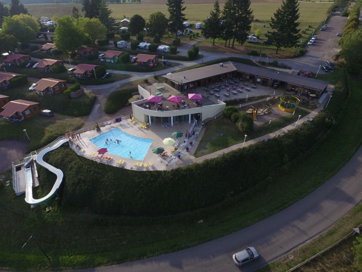 ホテル Camping De La Liez Peigney エクステリア 写真